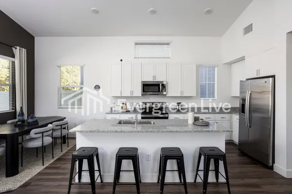 $2,025 | 9117 North 181st Avenue, Unit 86, Waddell, AZ 85355