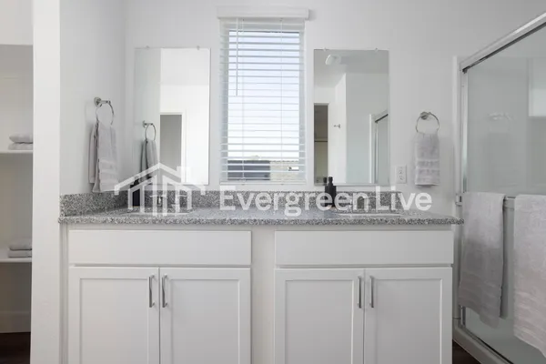 $2,025 | 9117 North 181st Avenue, Unit 86, Waddell, AZ 85355