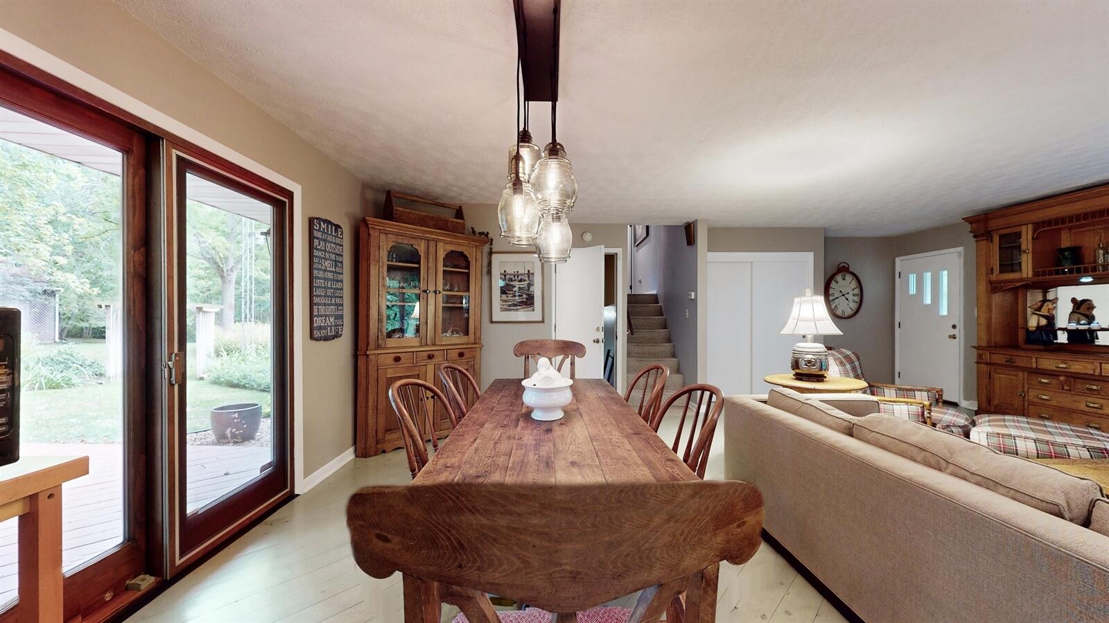 15677 Gardner Road Galien, MI 49113 - Photo 5 of 46 05_15677GardnerRoad_2010_Large
