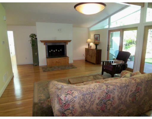 53 Baskin Road Lexington, MA 02421 - Photo 8 of 22