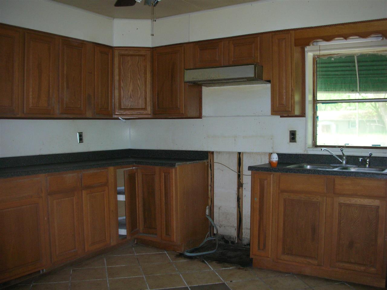 9436 Sycamore Bend Rochester, IN 46975 - Photo 5 of 9