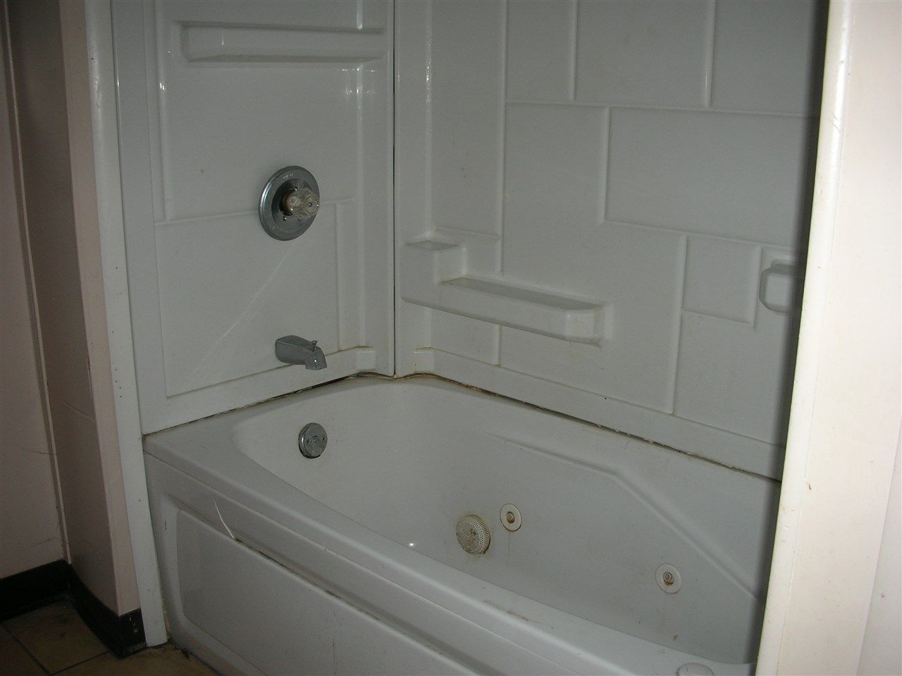 9436 Sycamore Bend Rochester, IN 46975 - Photo 6 of 9
