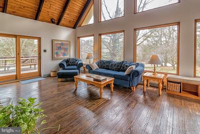290 Little Egypt Road Elkton, MD 21921 - Photo 16 of 30 Living Room