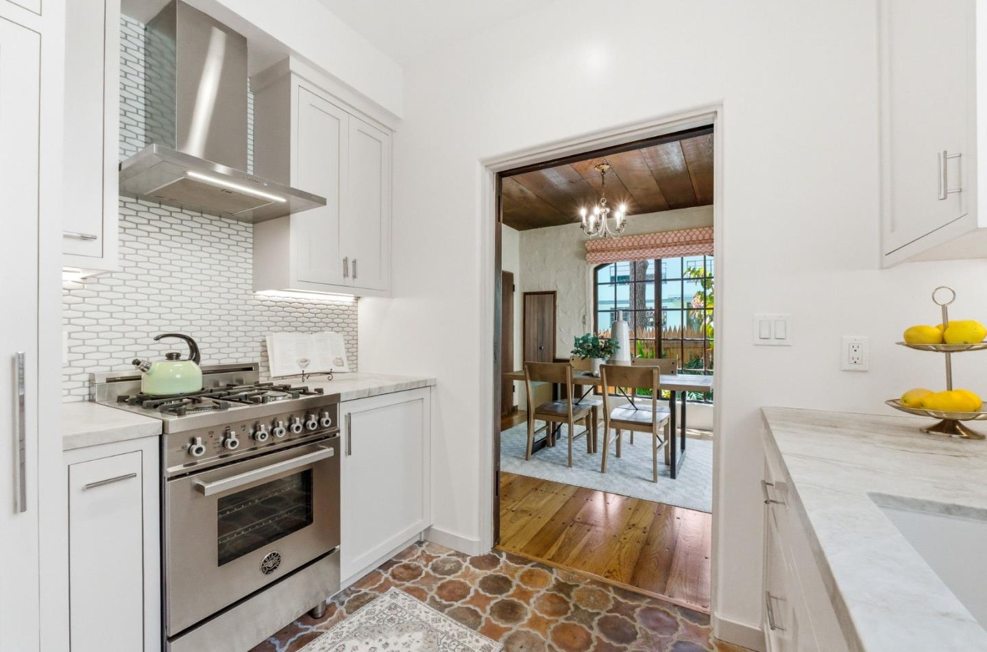 1841 Spruce Street, Unit 1 Berkeley, CA 94709 - Photo 3 of 34