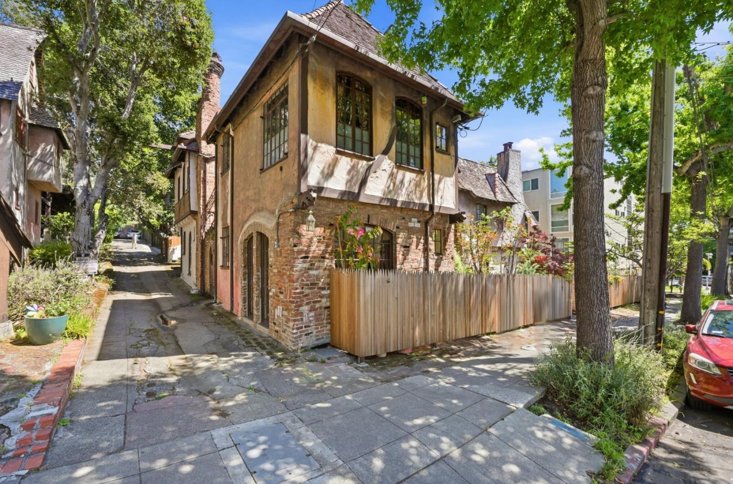 1841 Spruce Street, Unit 1 Berkeley, CA 94709 - Photo 31 of 34