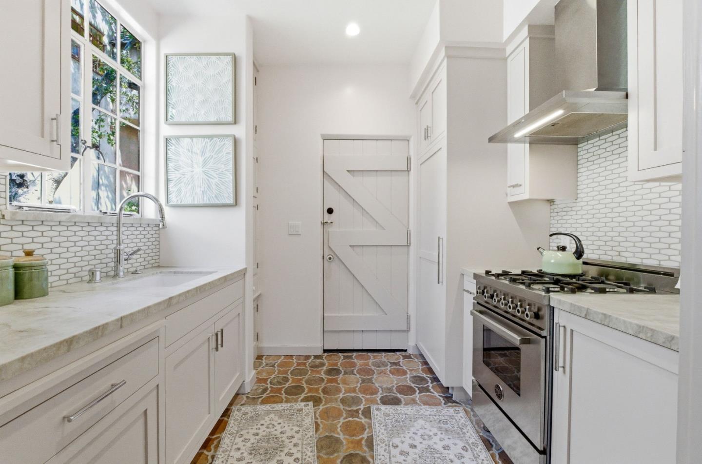 1841 Spruce Street, Unit 1 Berkeley, CA 94709 - Photo 4 of 34