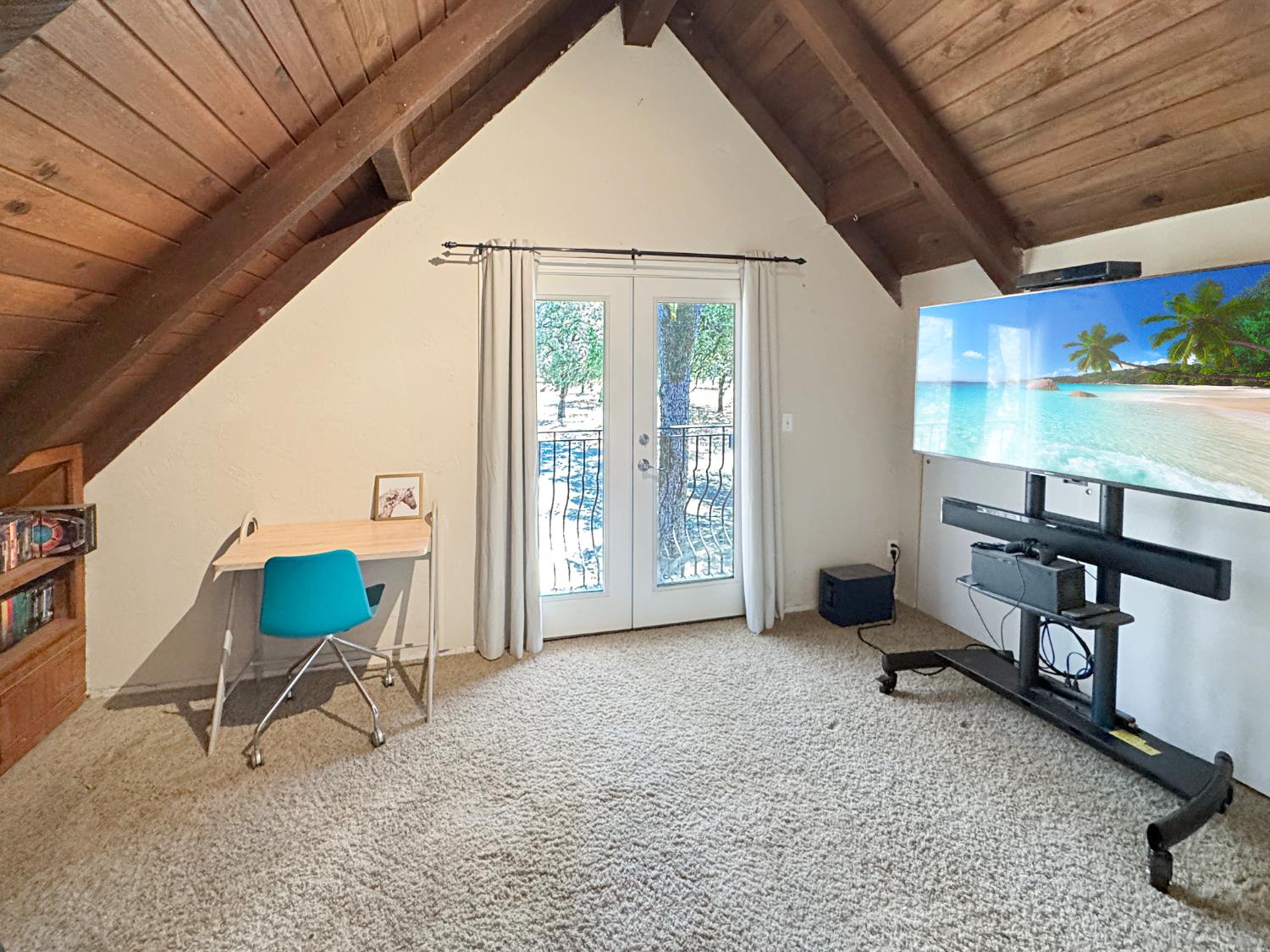 26525 Table Meadow Road Auburn, CA 95602 - Photo 24 of 47 Gallery Image 24
