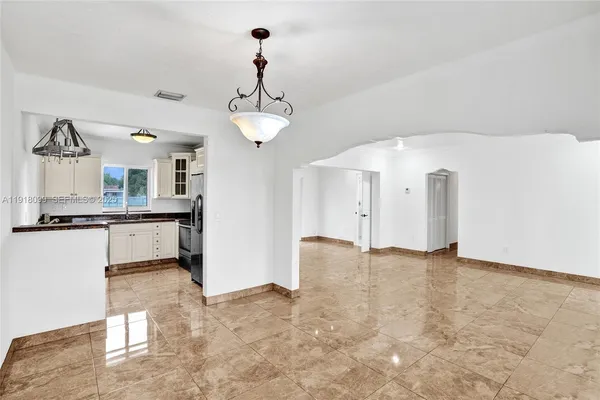 $3,950 | 5801 Southwest 20th Street, Miami, FL 33155