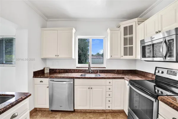 $3,950 | 5801 Southwest 20th Street, Miami, FL 33155