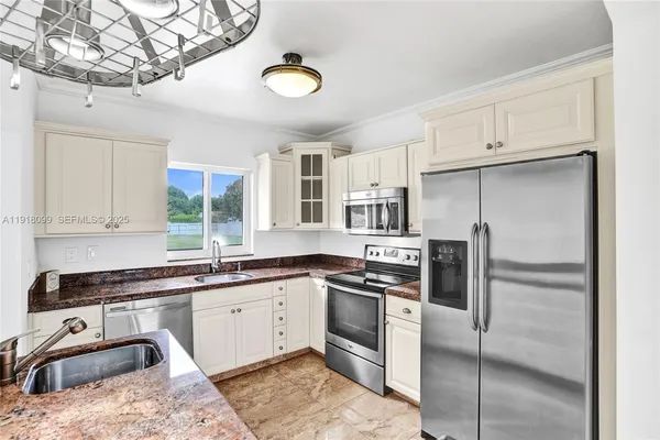 $3,950 | 5801 Southwest 20th Street, Miami, FL 33155