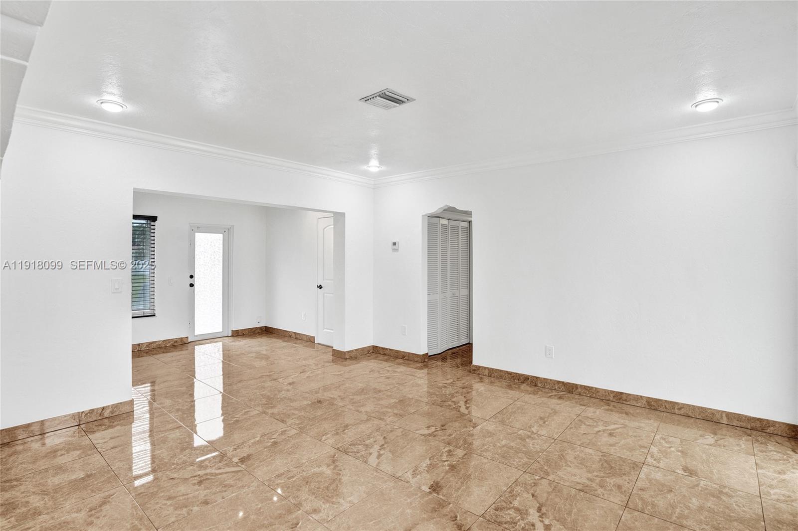 5801 Southwest 20th Street Miami, FL 33155 - Photo 4 of 40