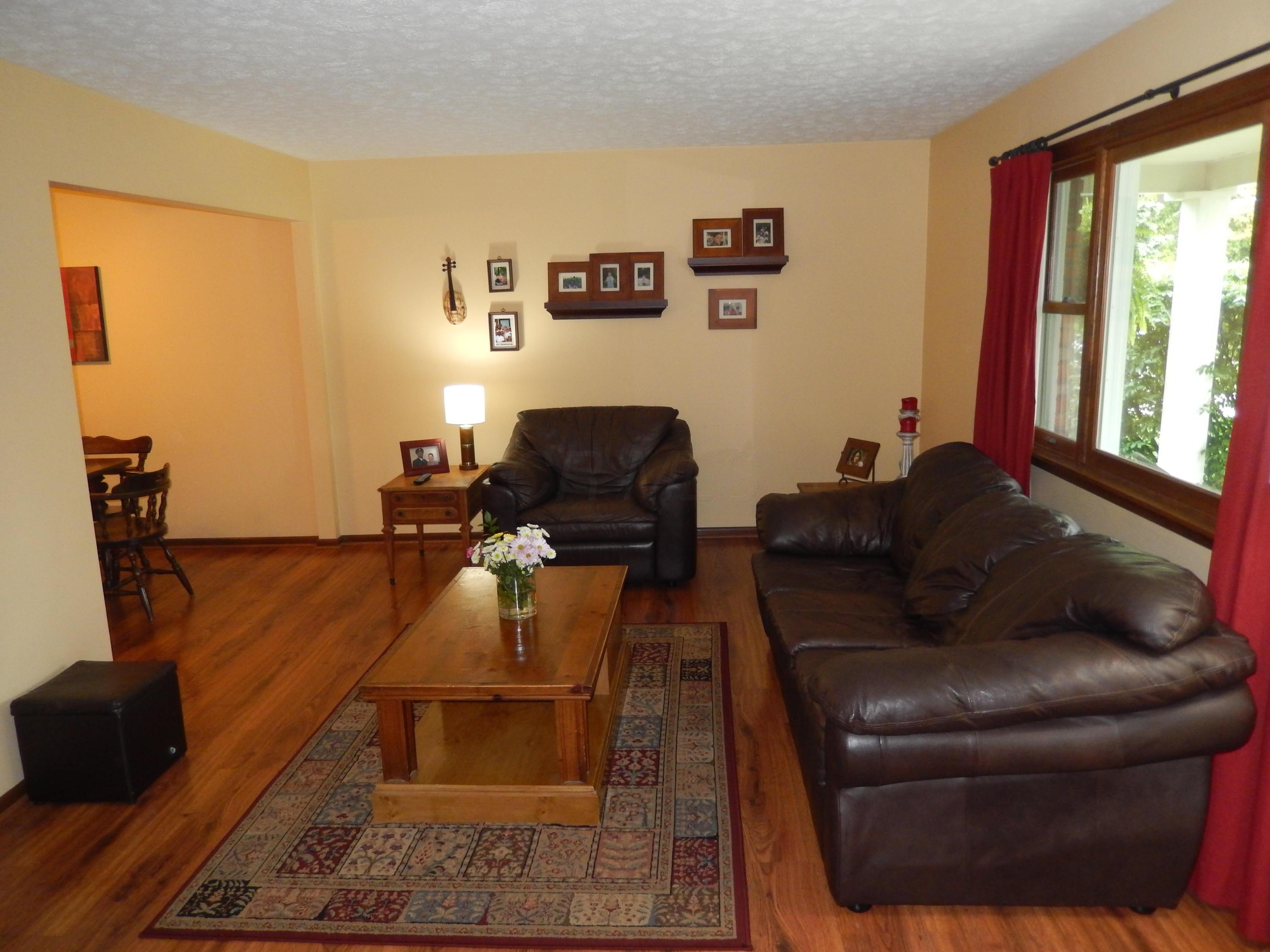 5493 Aspen Road Columbus, OH 43229 - Photo 6 of 45 Gallery Image 6