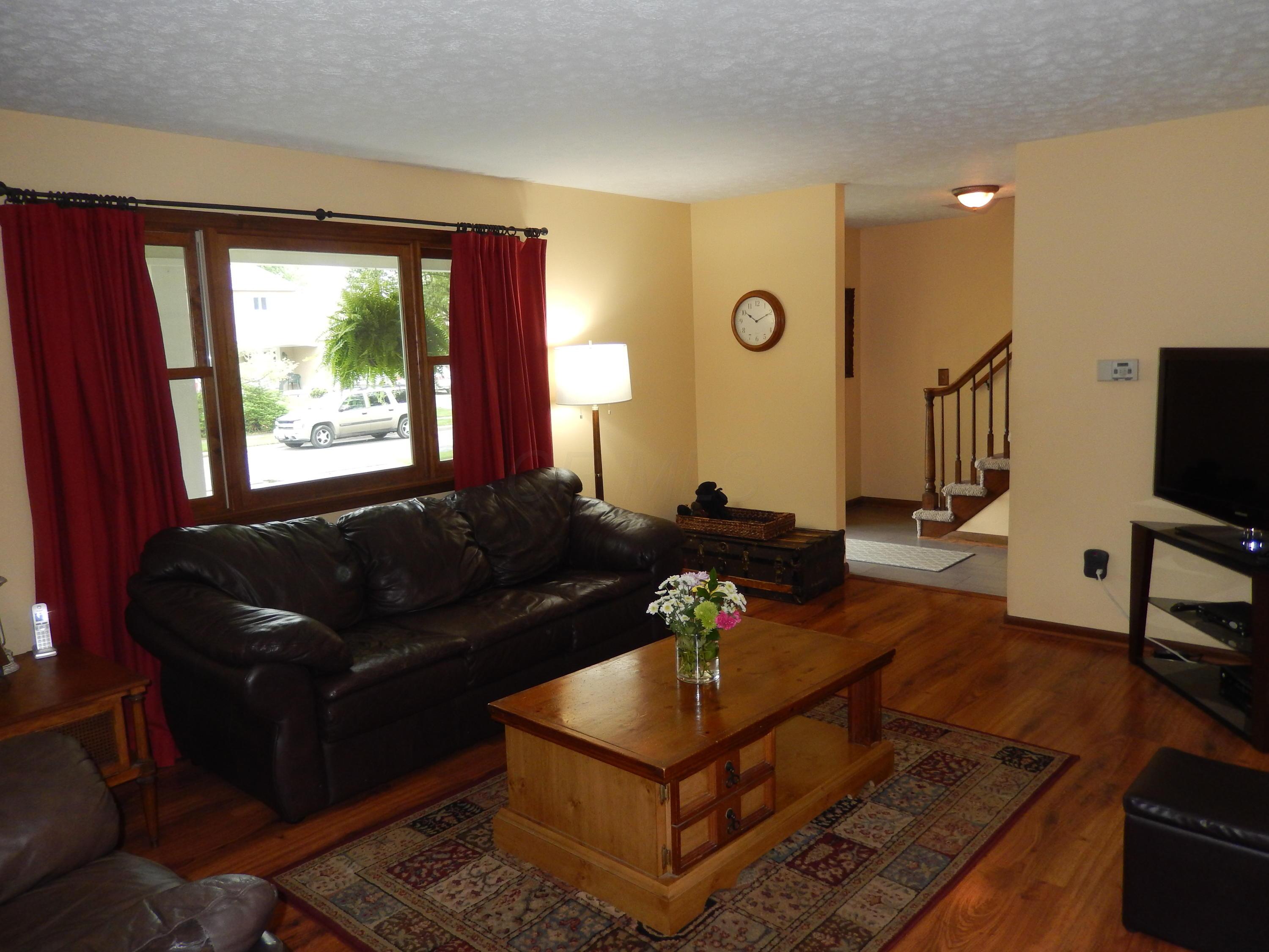 5493 Aspen Road Columbus, OH 43229 - Photo 7 of 45 Gallery Image 7