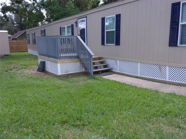 $1,550 | 10030 Cedar Landing Drive, Baytown, TX 77521