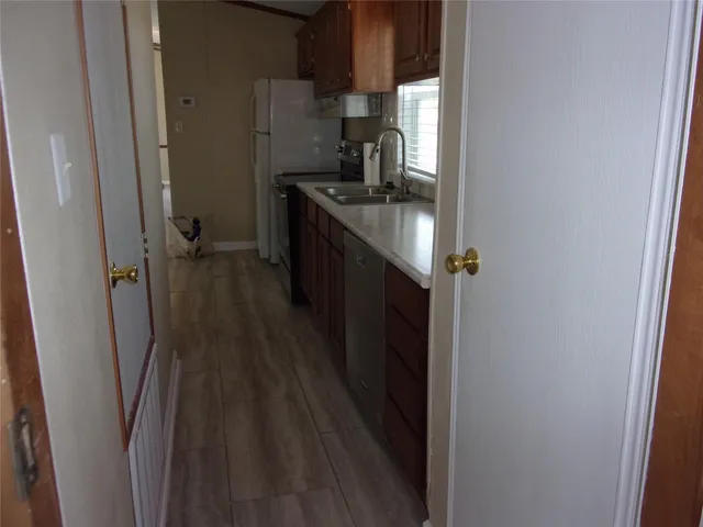 $1,550 | 10030 Cedar Landing Drive, Baytown, TX 77521