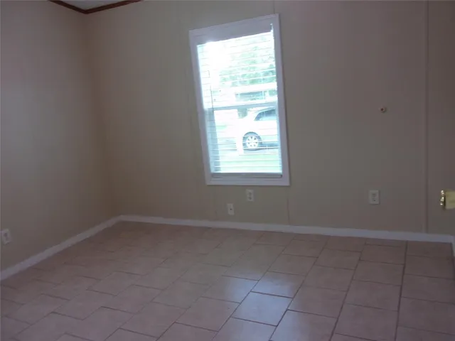 $1,550 | 10030 Cedar Landing Drive, Baytown, TX 77521