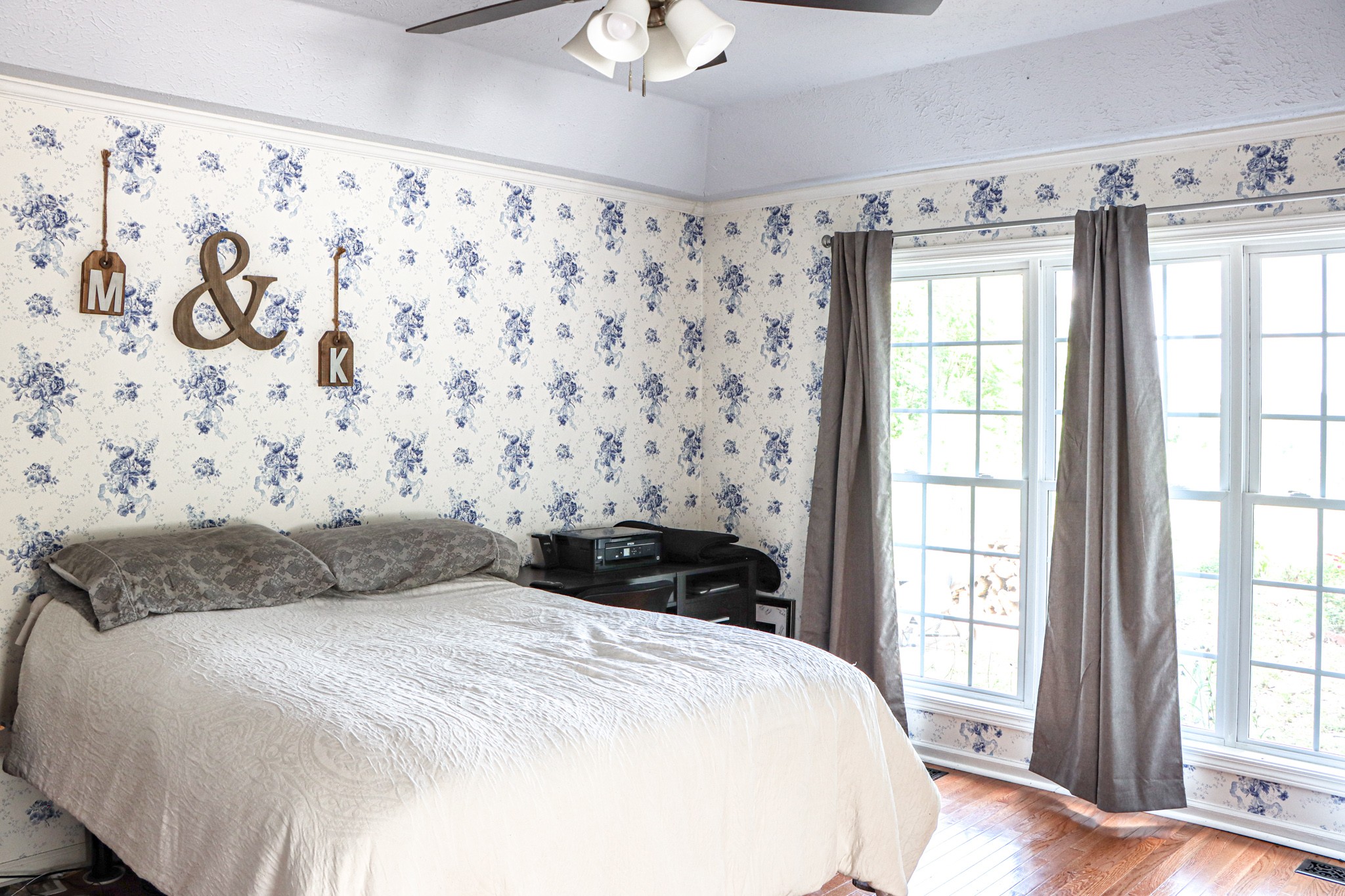 2963 Cole Ridge Road Beechgrove, TN 37018 - Photo 18 of 31 a bedroom with a bed and a window