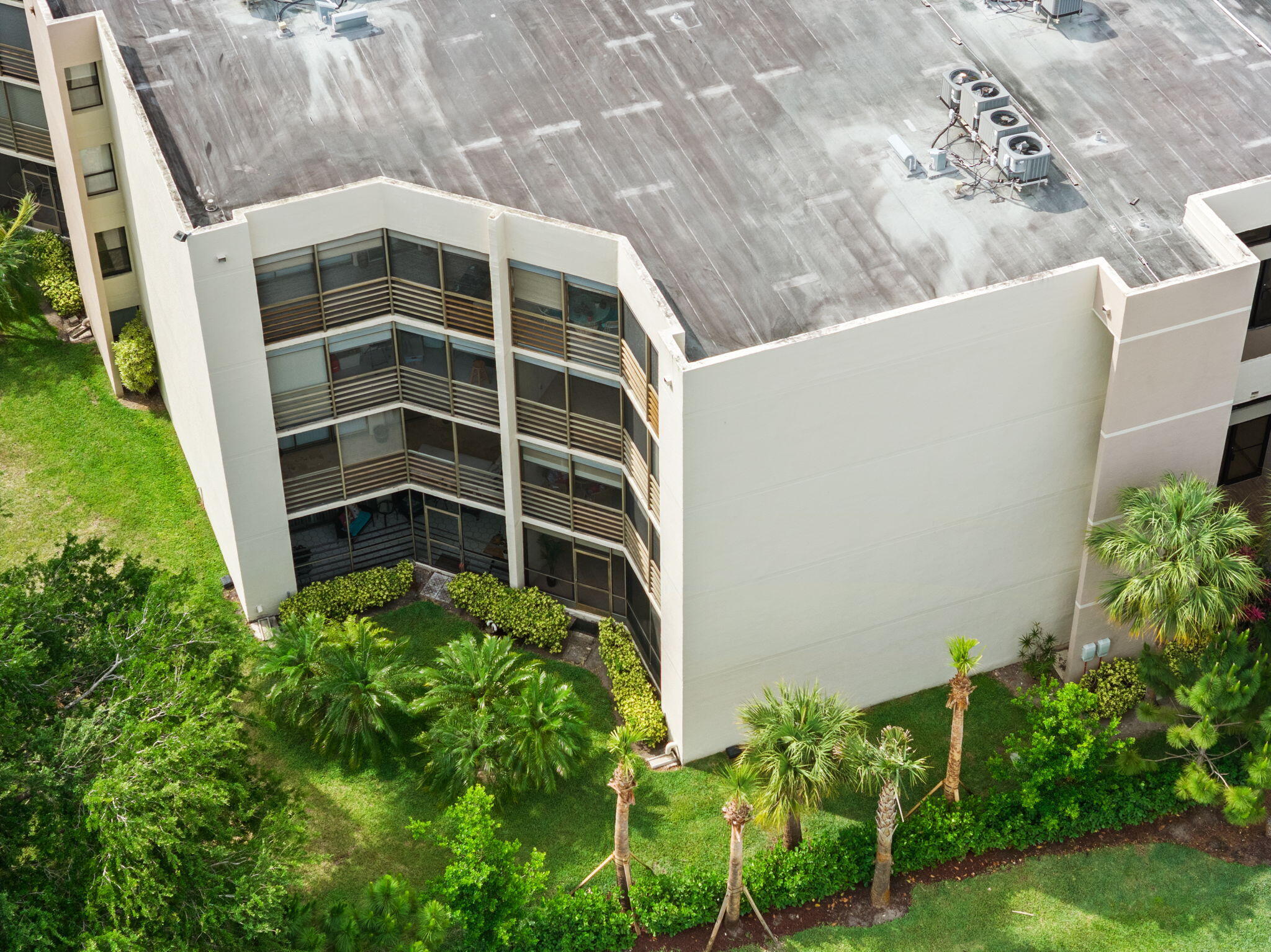 5701 Camino Del Sol, Unit 104 Boca Raton, FL 33433 - Photo 32 of 34 aerial view