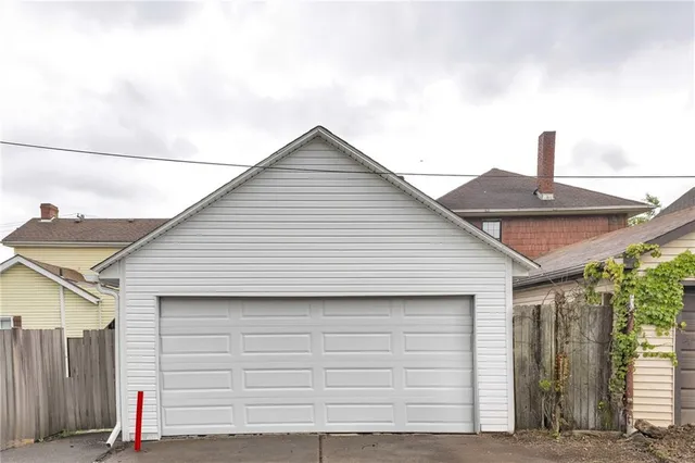 $159,233 | 623 East 3rd Avenue, Tarentum, PA 15084