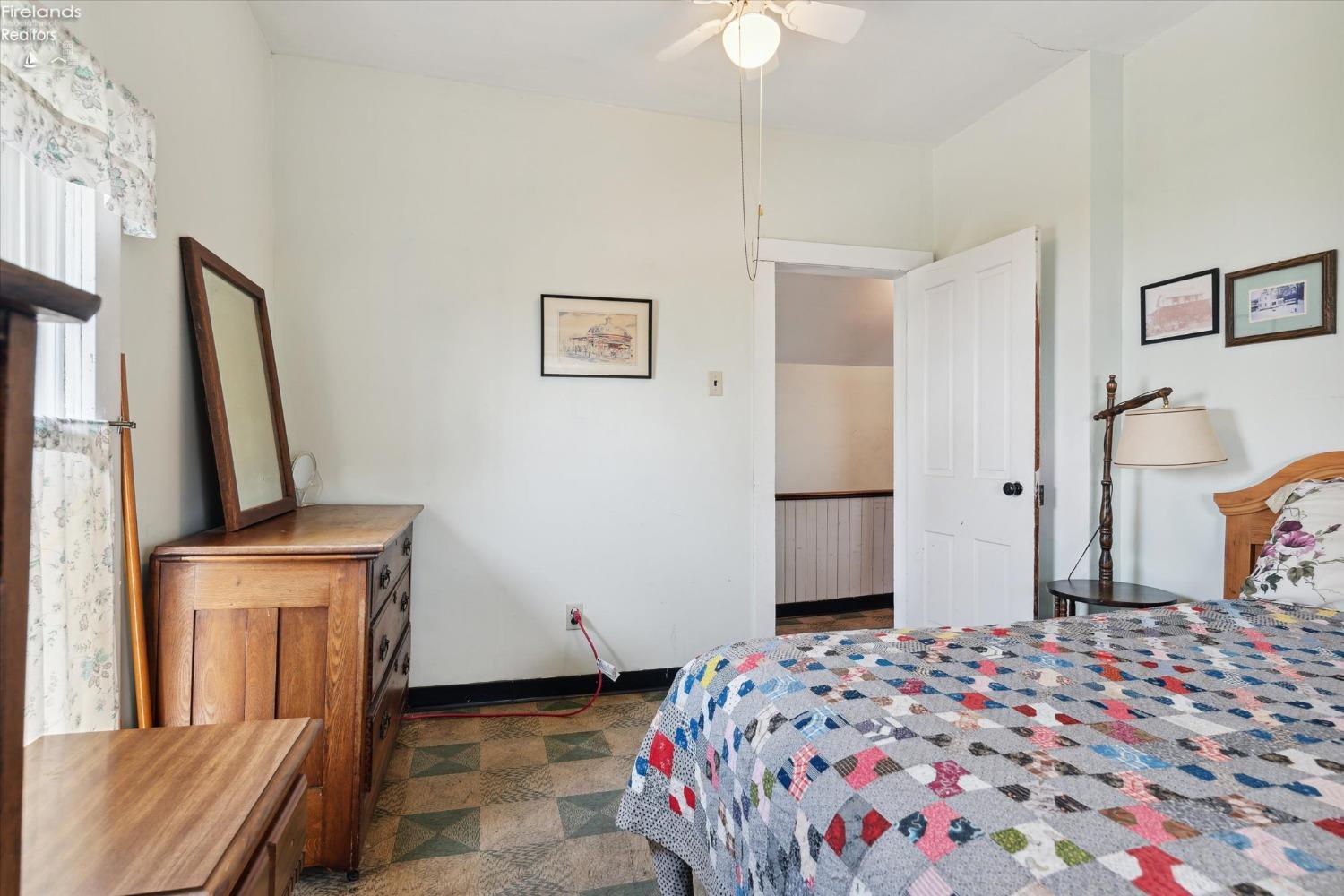 155 Chapman Road Put In Bay, OH 43456 - Photo 17 of 61 Gallery Image 17