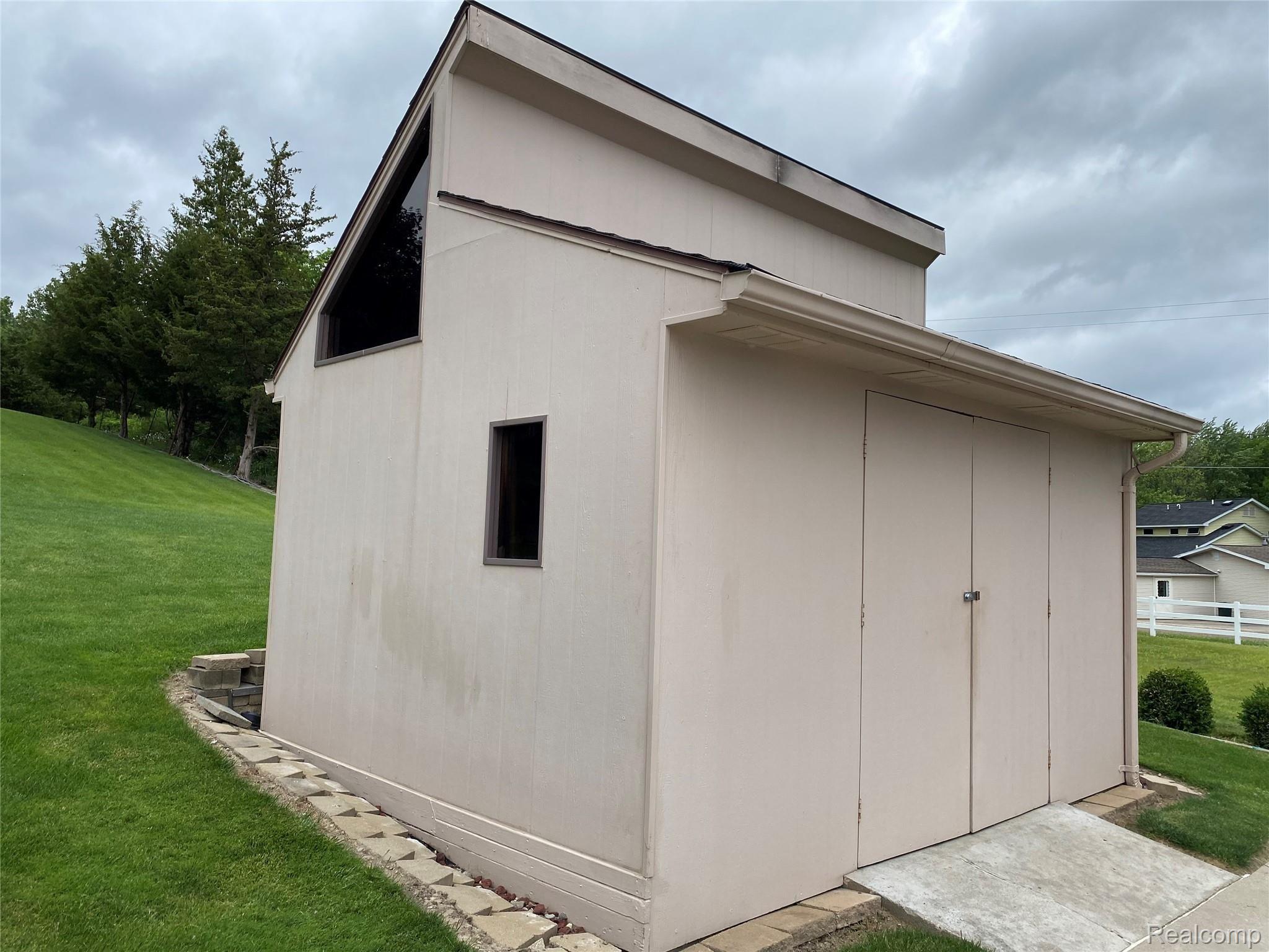 10516 Runyan Lake Road Fenton, MI 48430 - Photo 28 of 30 Shed For More Storage!
