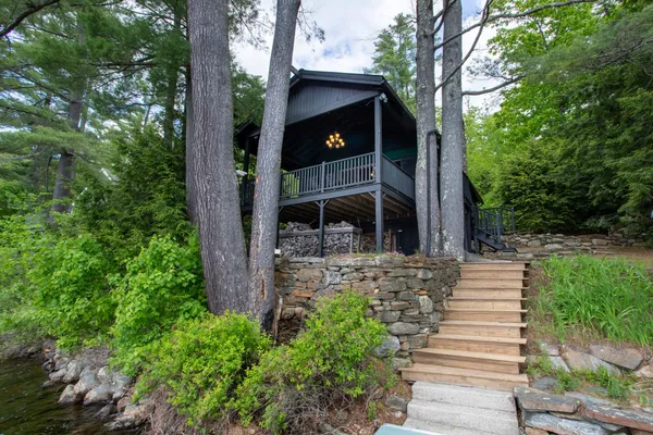 $750,000 | 376 White Oak Road, Barnstead, NH 03225