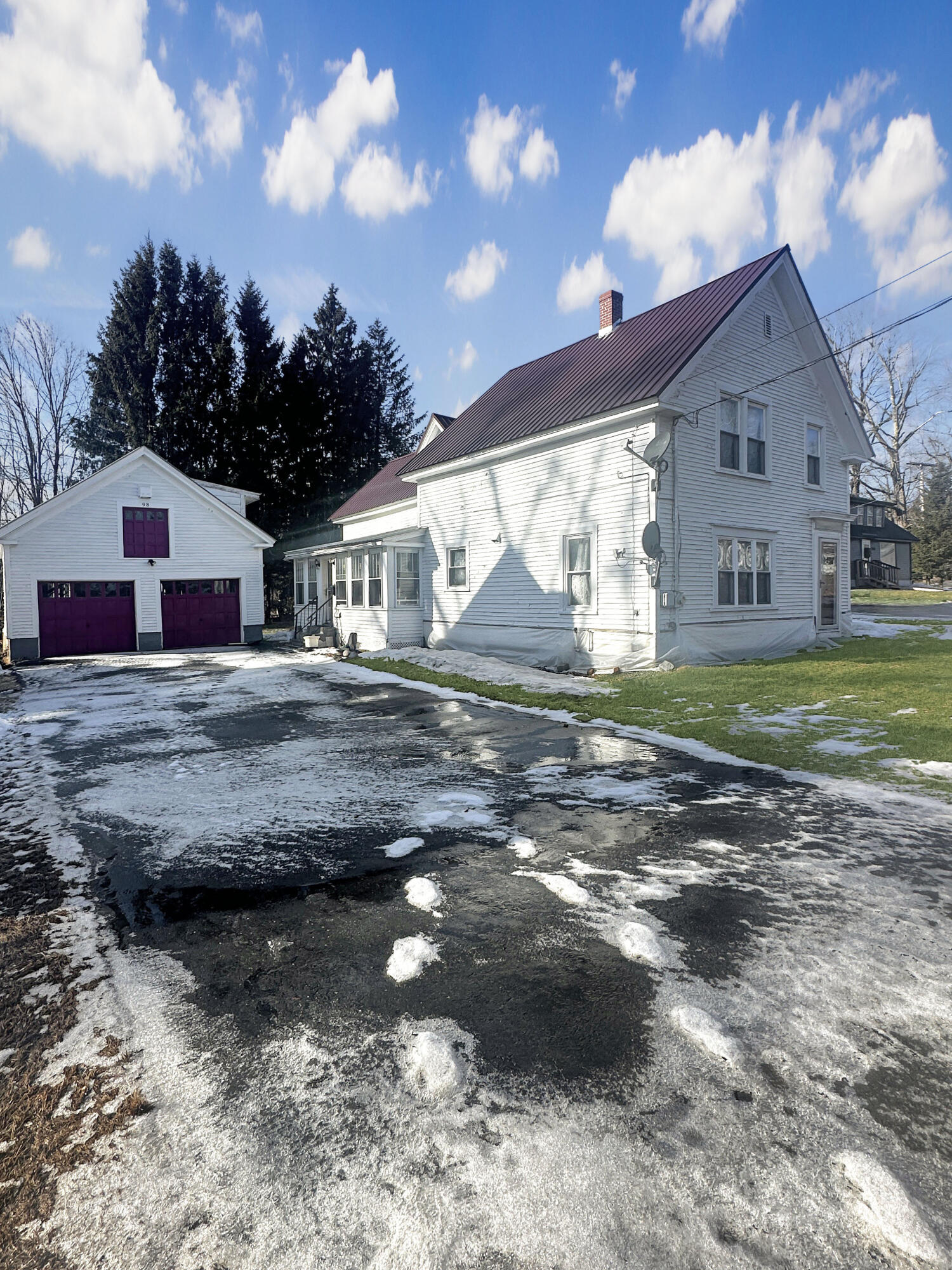 98 North Street Dover-Foxcroft, ME 04426 - Photo 2 of 31 IMG_0799