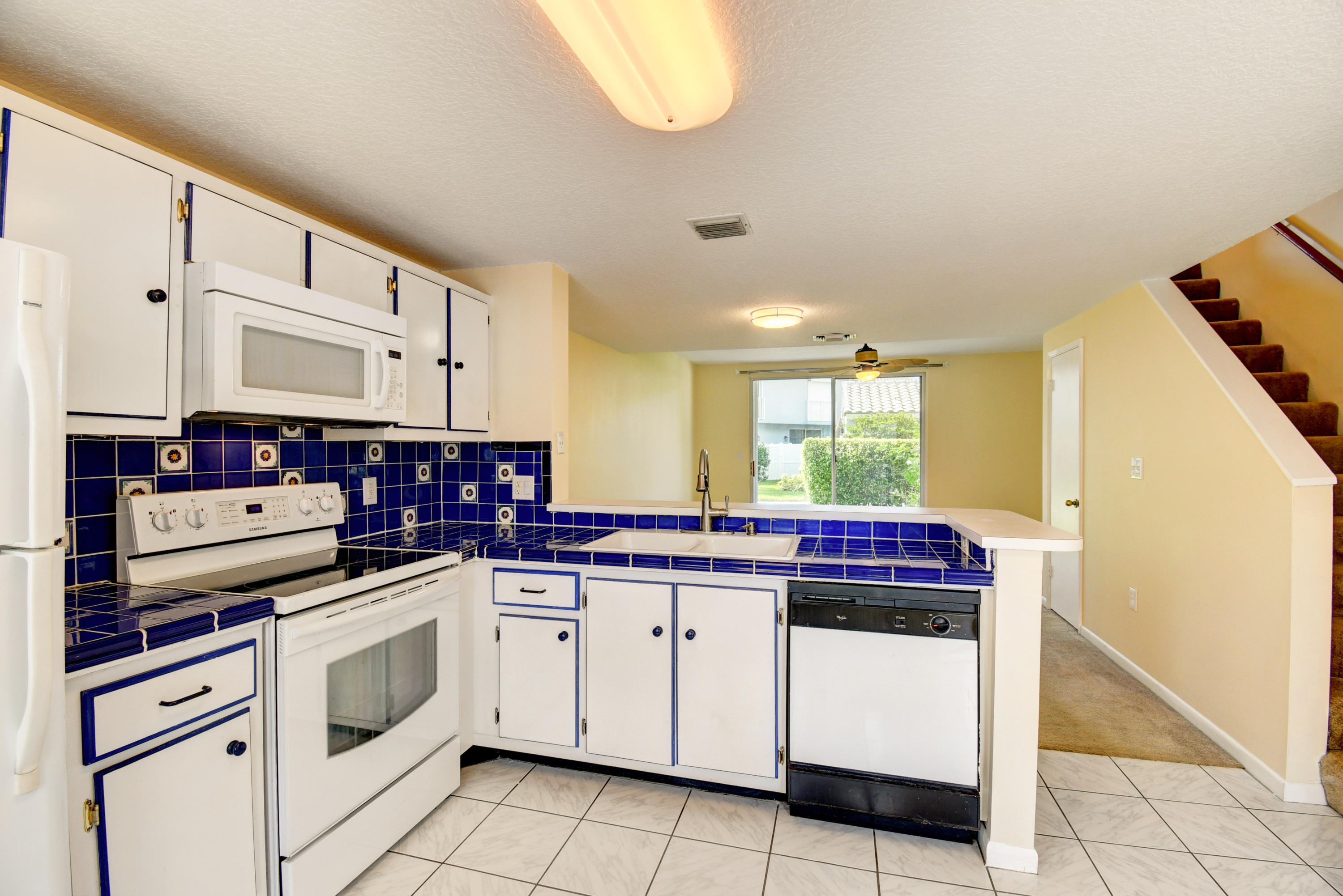 1064 Jeffery Street Boca Raton, FL 33487 - Photo 29 of 54 DSC_9710_1_2_3_4