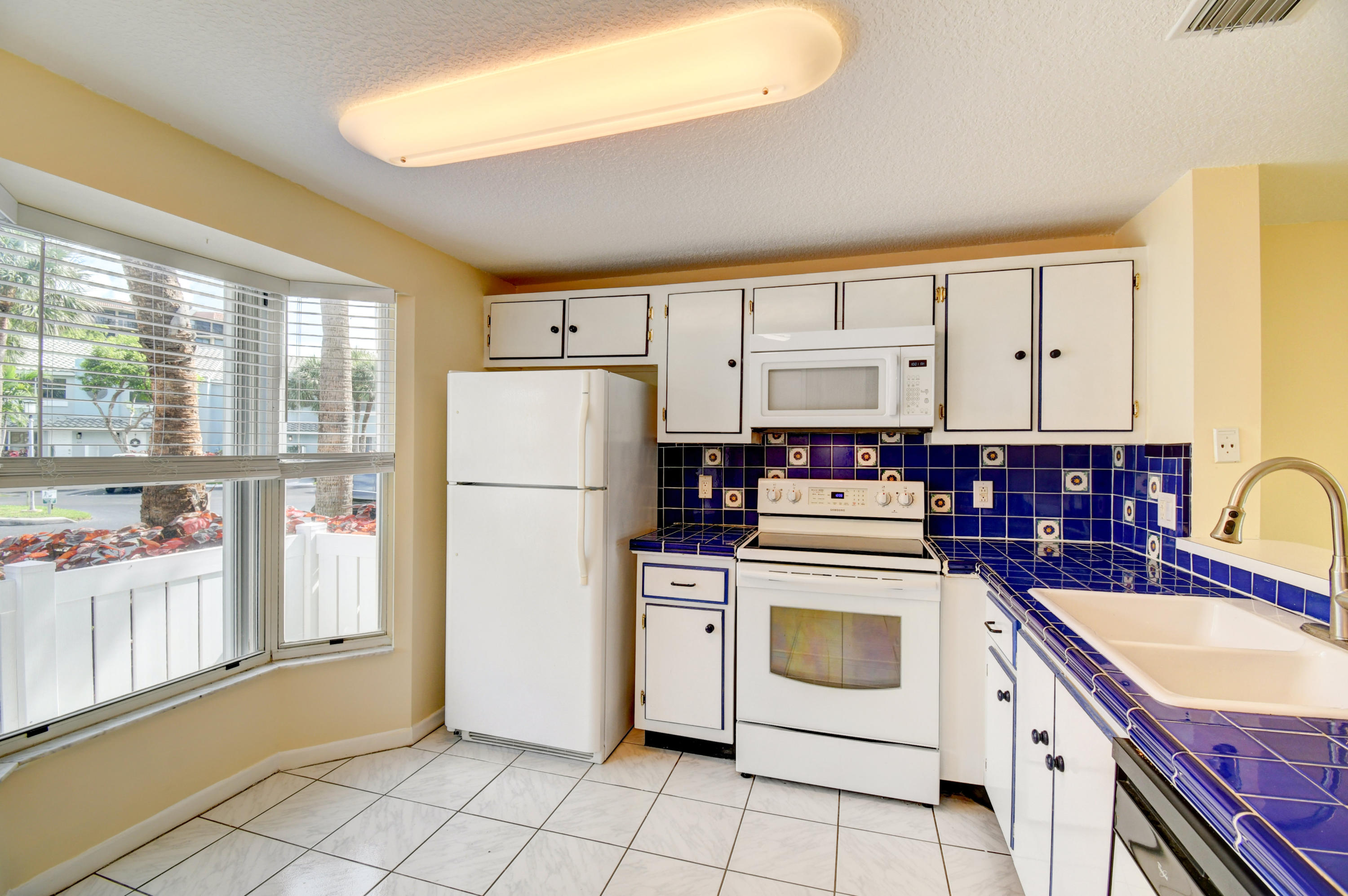 1064 Jeffery Street Boca Raton, FL 33487 - Photo 3 of 54 DSC_9690_1_2_3_4