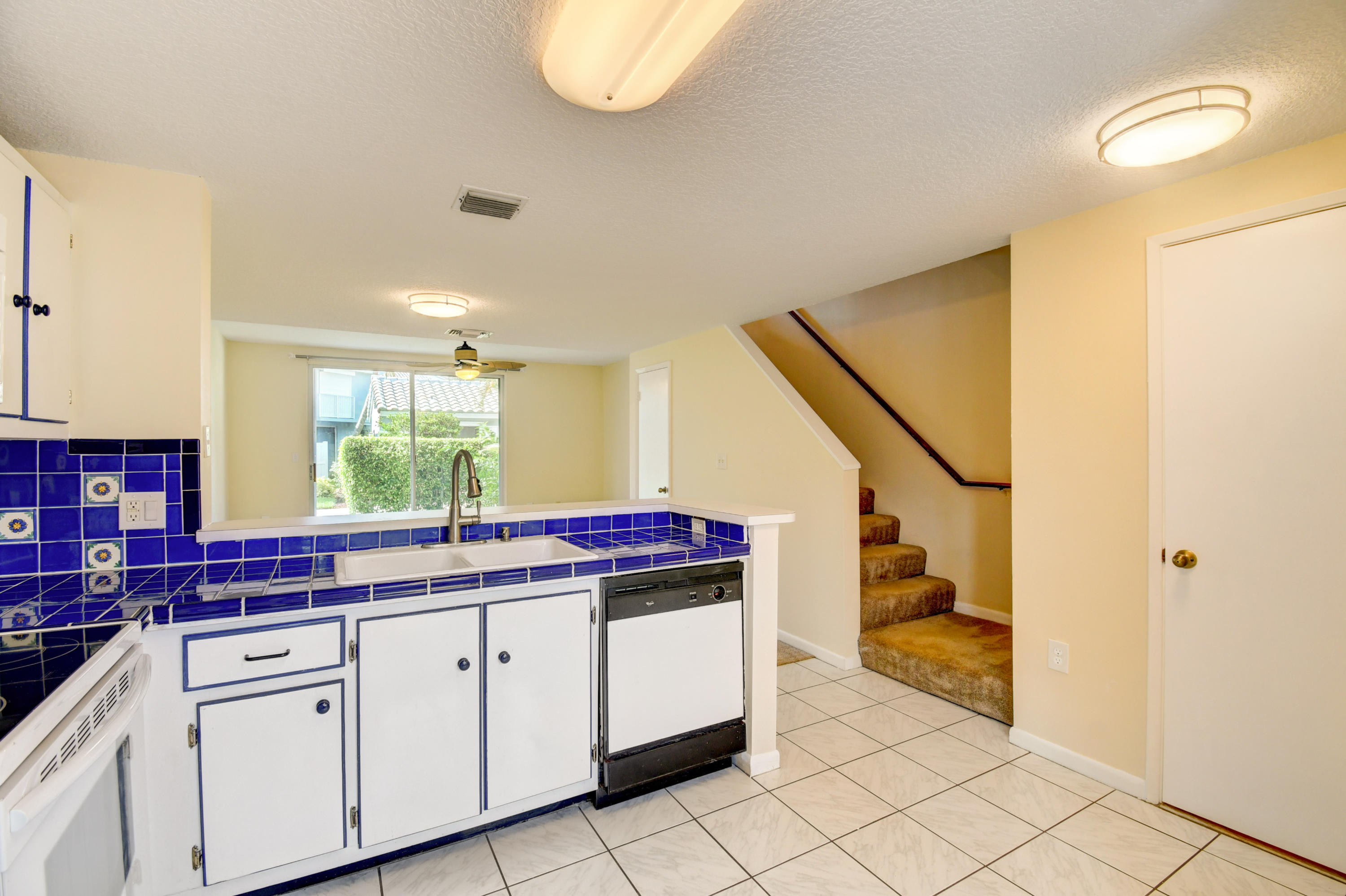 1064 Jeffery Street Boca Raton, FL 33487 - Photo 46 of 54 DSC_9740_1_2_3_4