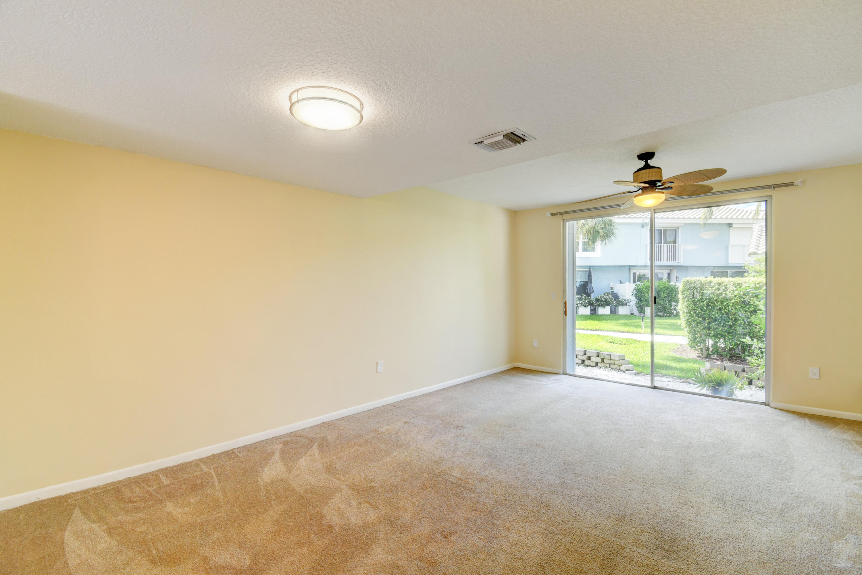 1064 Jeffery Street Boca Raton, FL 33487 - Photo 8 of 54 DSC_9640_1_2_3_4