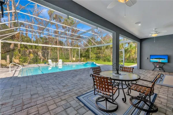 $14,000 | 589 12th Avenue Northwest, Naples, FL 34120