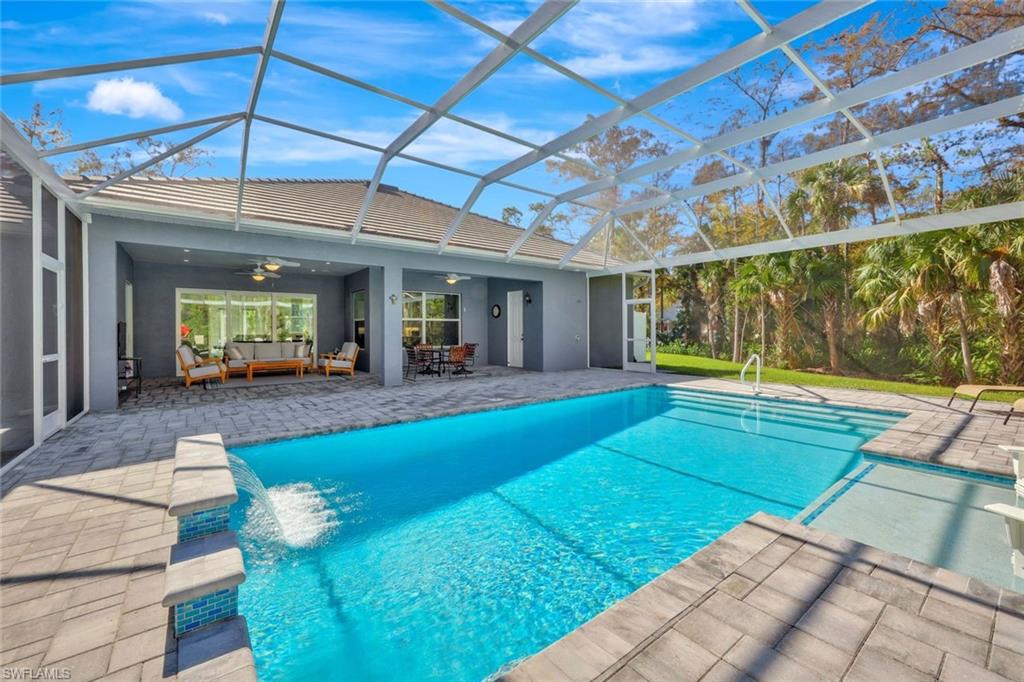 589 12th Avenue Northwest Naples, FL 34120 - Photo 24 of 28 a view of an interior of the house