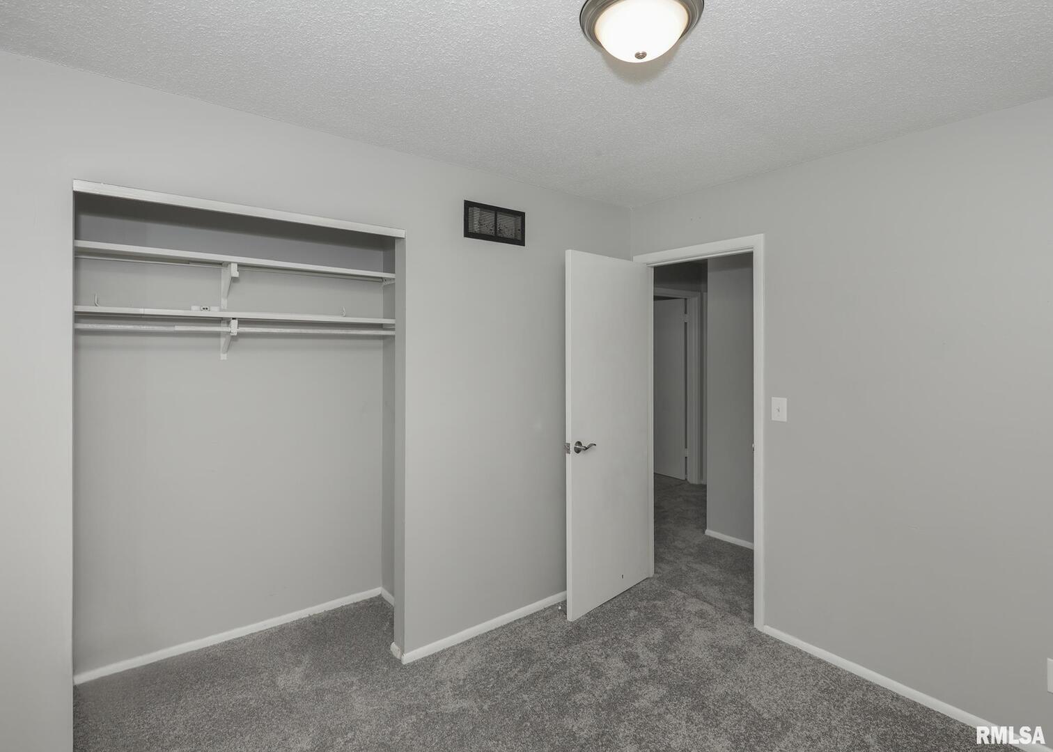 1310 Calvin Street Davenport, IA 52804 - Photo 20 of 39 a view of an empty room