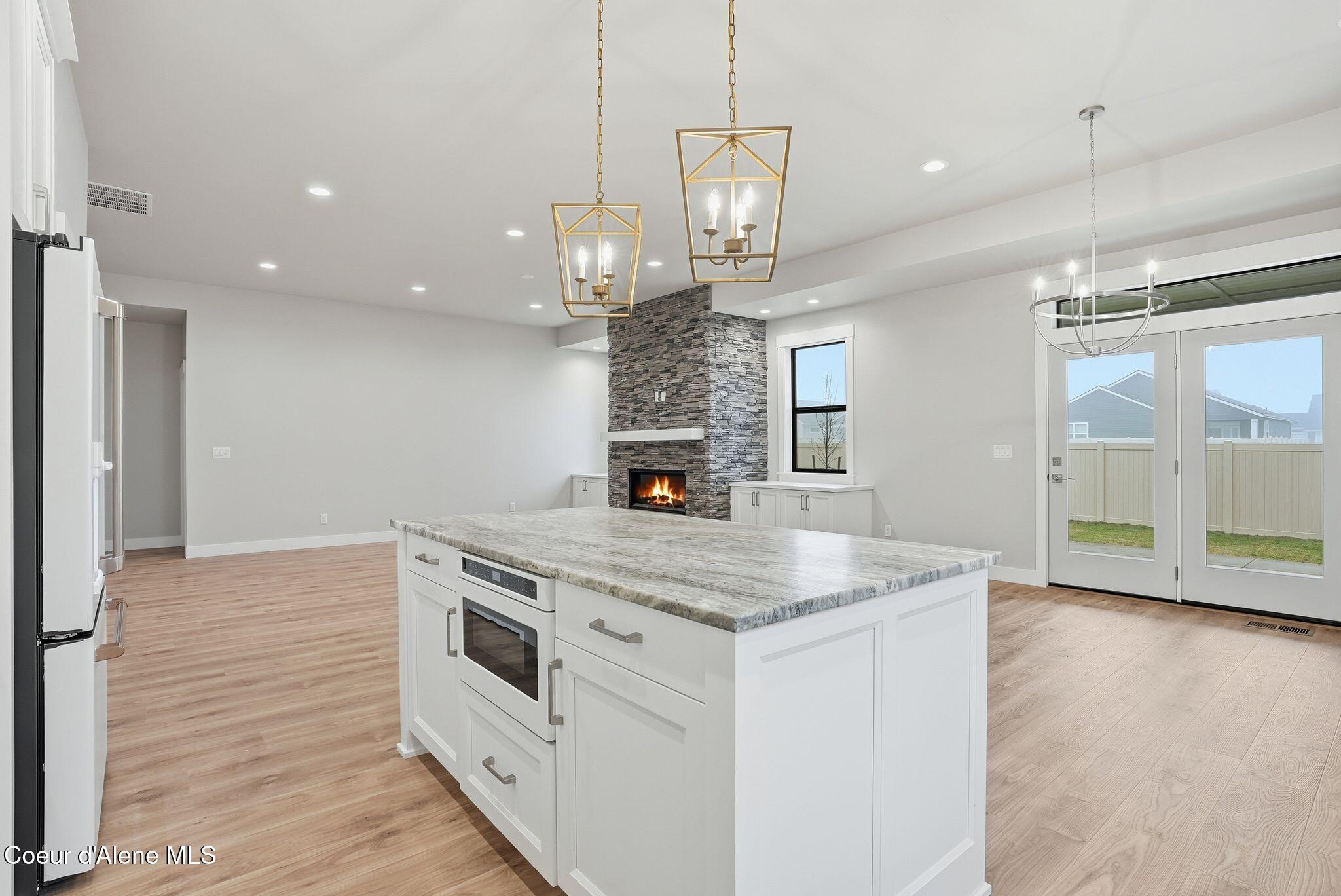 4448 West Enclave Way Coeur D'Alene, ID 83815 - Photo 12 of 28 Kitchen