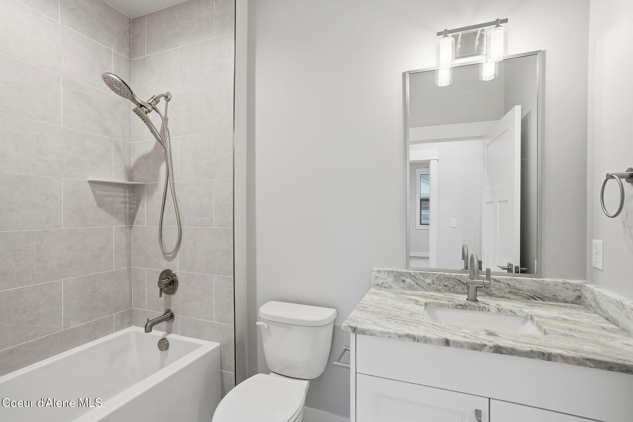 4448 West Enclave Way Coeur D'Alene, ID 83815 - Photo 20 of 28 Guest Bathroom 1