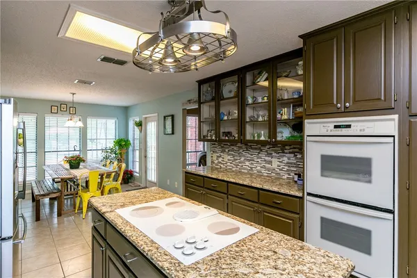 $2,975 | 4905 Kerrville Drive, Corpus Christi, TX 78413