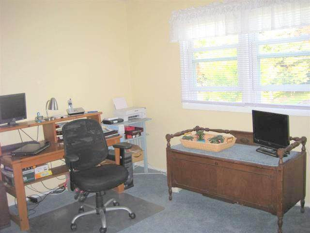 48 Swatling Road Colonie, NY 12110 - Photo 6 of 12 Photo 6