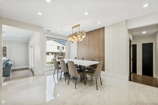 $2,650,000 | 992 Dartmouth Lane, Woodmere, NY 11598