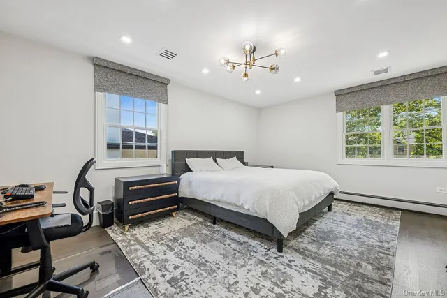 $2,650,000 | 992 Dartmouth Lane, Woodmere, NY 11598