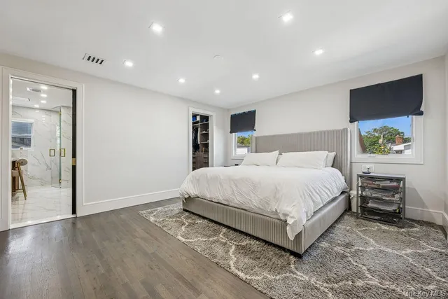 $2,650,000 | 992 Dartmouth Lane, Woodmere, NY 11598