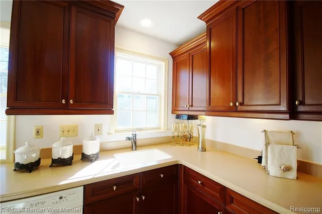 $2,650 | 1016 Bird Avenue, Birmingham, MI 48009