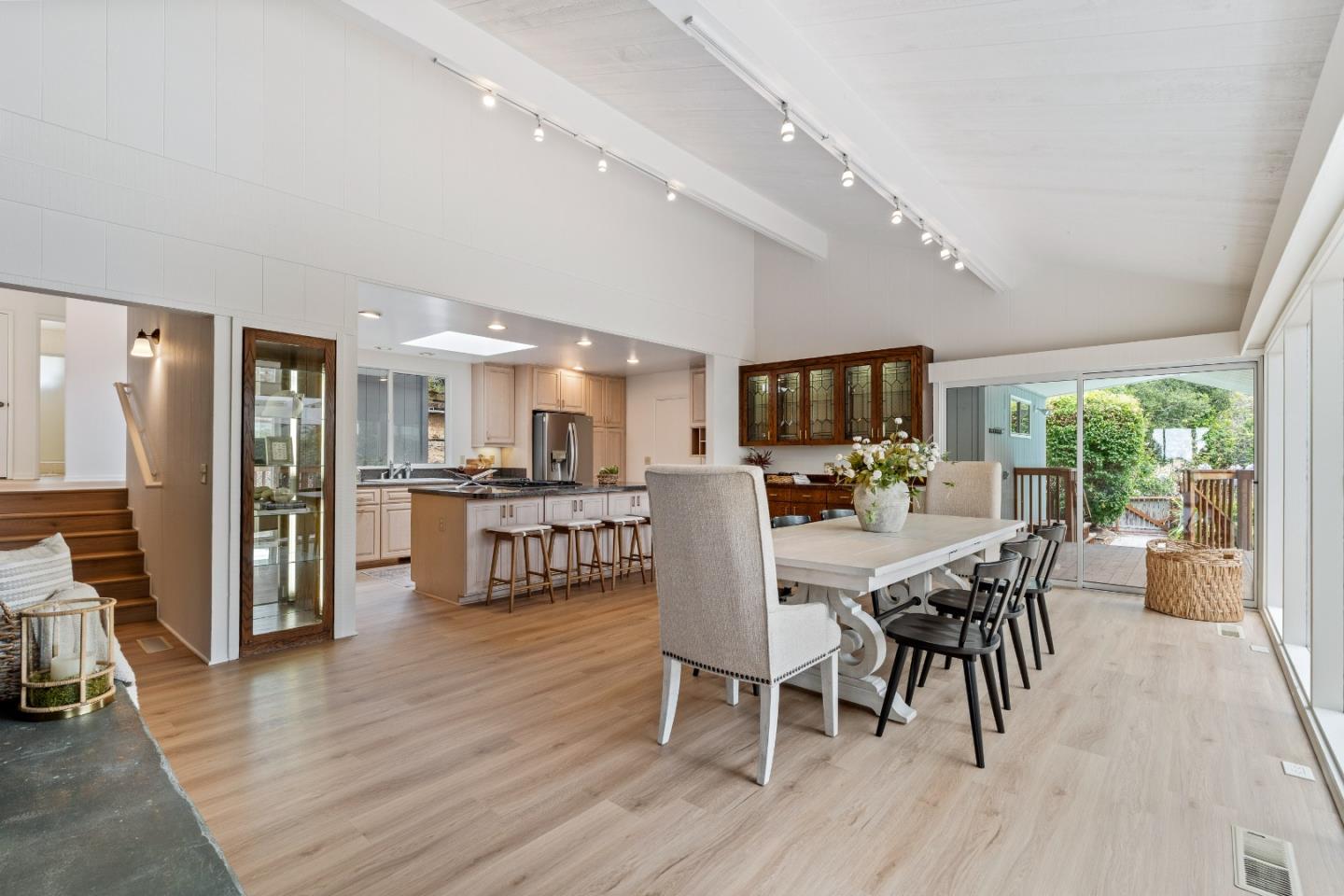 6965 Carmel Valley Road Carmel, CA 93923 - Photo 10 of 45 Gallery Image 10