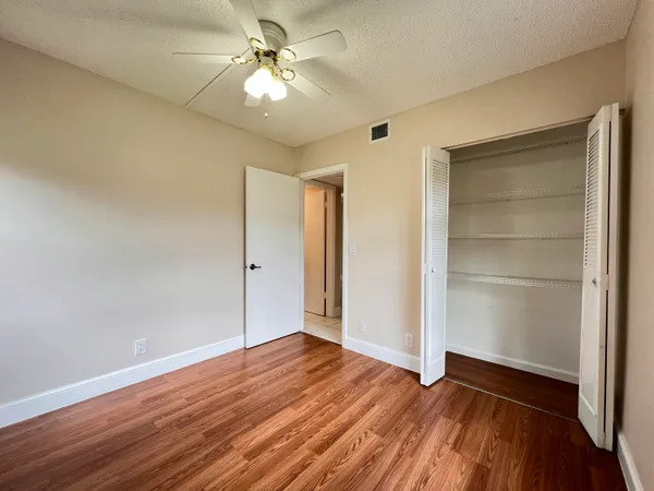 $2,200 | 21890 Lake Forest Circle, Unit 101, Boca Raton, FL 33433