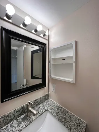 $2,200 | 21890 Lake Forest Circle, Unit 101, Boca Raton, FL 33433