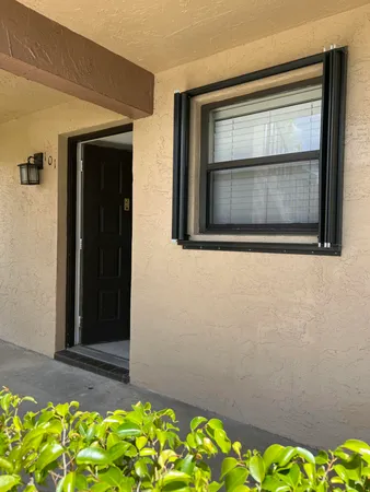 $2,200 | 21890 Lake Forest Circle, Unit 101, Boca Raton, FL 33433