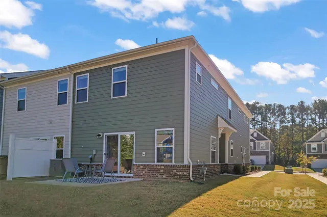 $412,990 | 263 Harpers Run Lane, Matthews, NC 28104