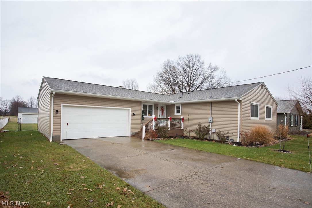 1010 Novak Road Grafton, OH 44044 - Photo 2 of 20 Gallery Image 2