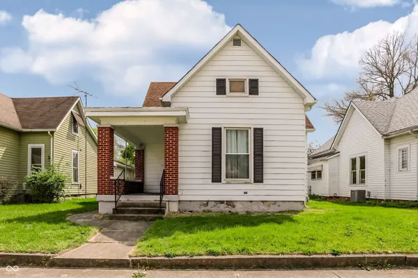 $180,000 | 107 1st Street, Shelbyville, IN 46176