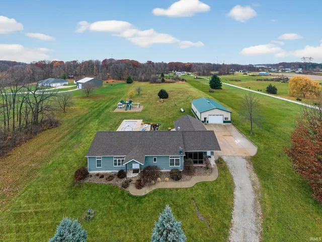 $569,000 | 8679 East 850 North, New Carlisle, IN 46552
